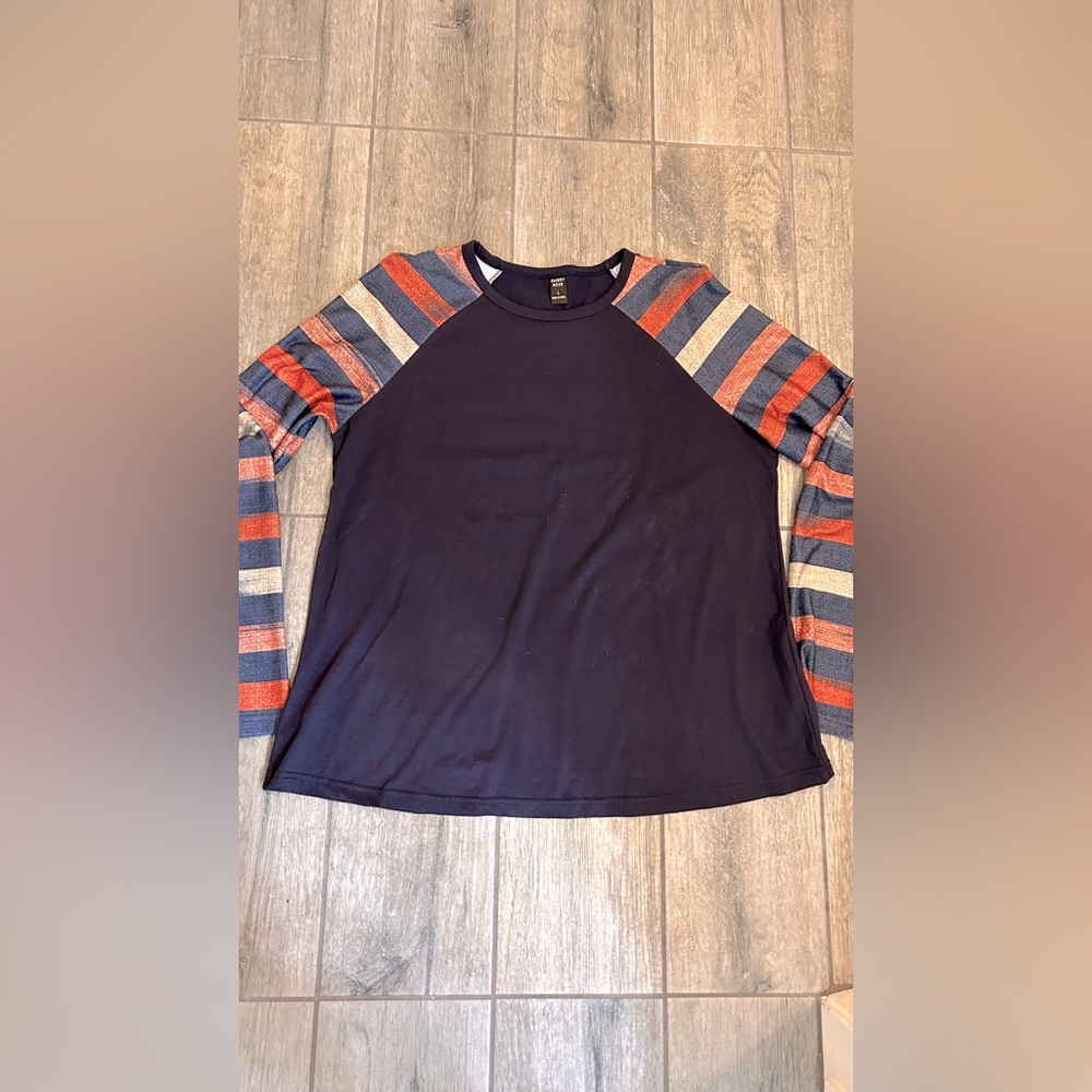 Emery Rose royal blue knit top with stripe sleeve detail.